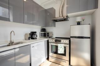 Urban Studio on Bishop Hot Spot Dtown MTL - Montréal - 3