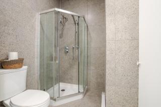 Urban Studio on Bishop Hot Spot Dtown MTL - 6