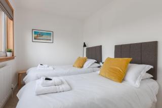 Lawhead Road East - St Andrews - 1