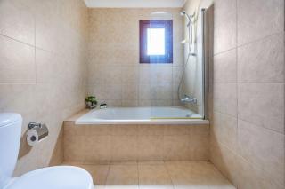 AA02 Adjacent to Aphrodite Hills- Communal Pool, Garden - Kouklia - 4