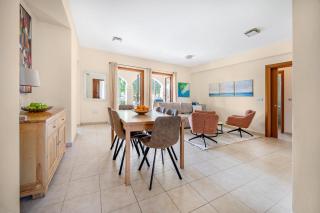 AA02 Adjacent to Aphrodite Hills- Communal Pool, Garden - Kouklia - 2