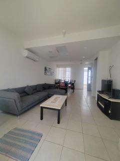 House in front of the Maya Playa del Carmen train - Cedro - 9