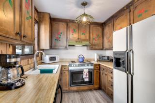 Snowflake Chalet condo - Stateline - 8