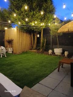 2 bedroomed homely house - Manchester - 6