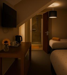 Ty Sunnymead Guesthouse - Aberystwyth - 9