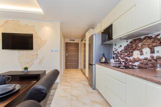 Apartament Afryka- udogodnienia dla rodzin, sala i plac zabaw, jacuzzi, sauna, bilard - 7