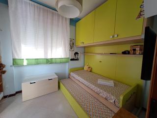 Lorenz House - 5