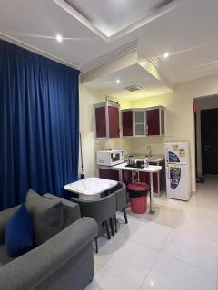 اجنحة لايف للشقق المخدومة - Riad - 3