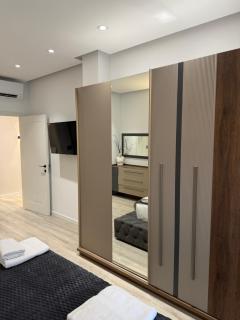 Teds Luxury Apartments - Tirana - 1