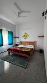 J Terminal Hotel & Cafe - Barkot - 4