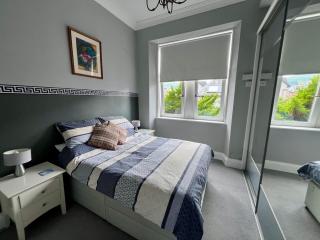 Seaview one bedroom apartment in centre of Largs - 3