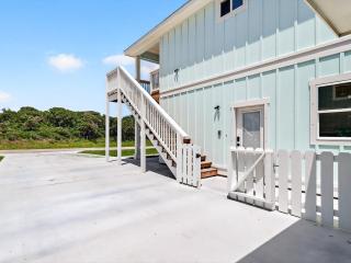 Coastal Retreat - Rockport - 2