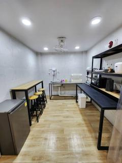 Cozy Private Family Apartment in Bangkok CBD Silom-Sathorn - 240m to BTS Saint Louis - 1