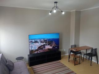 Studio Cinema Smart 75 pol mais Local e Vista espetacular - Porto Alegre - 0