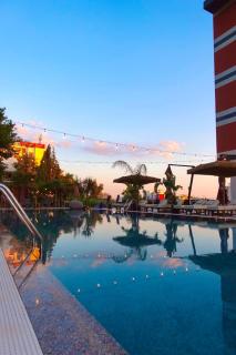 Olivia's Hill Resort - Durazzo - 0