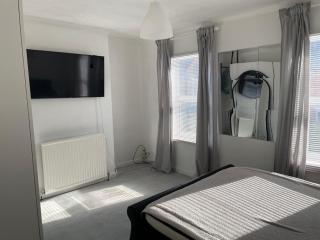 Home in Reading Uni Area - Moffat - 6