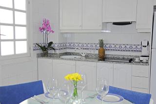 Duquesa beach, sea view, pool, wifi - 7