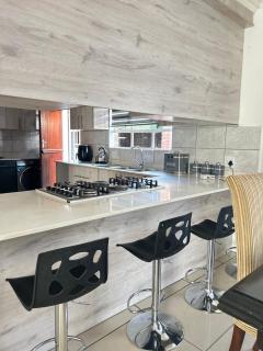 Elyon Suites - Kempton Park - 4