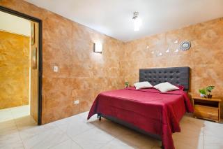 5 Bedroom - 1 Block from Lleras - P2 - Medellín - 3