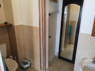 Flat next to port and cliffs with parking - 3