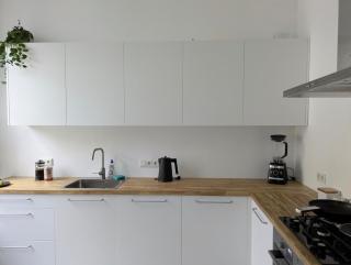 Sunny apartment, 3-bedrooms, free parking - Riga - 0