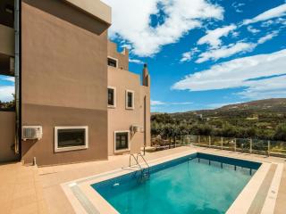 Lovely villa in Adelianos Kampos with private pool - Adelianos Kampos - 2