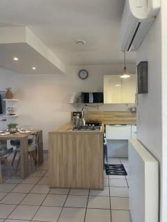 Nid douillet a la campagne -  - 1