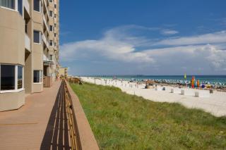 CORNER UNIT! Beach Views! FREE WIFI! 3-Bed, 3-Bath! Sleeps 9! - 4