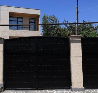 Modern 3-story private House - 0