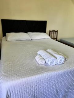 Suíte Casa de Luz-Lar na Serra-Quarto-01 - Duplo ou Triplo - 8