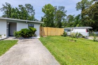 Twin Pines Studios - Jacksonville - 9