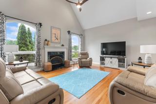 Leeloo's on the Lake - Sleeps 12 - Lexington - 0
