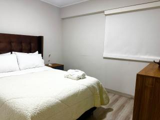 Apartamento amplio y luminoso en Miraflores - Lima - 5