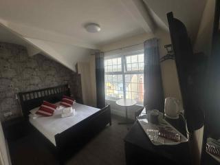 The Shores Hotel, Central Blackpool - Blackpool - 4