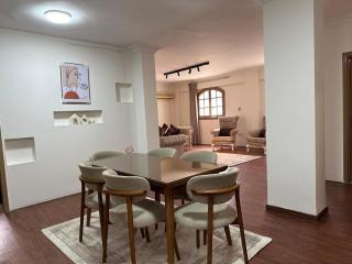 Cozy 2BR Apt in Prime 5th Settlement Location - Il Cairo - 1