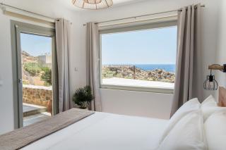 Akra Suite - - 1