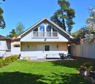 Jurmala Holiday Home with garden - Jūrmala - 0