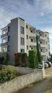 Vellezerit Çelaj - Velipojë - 1