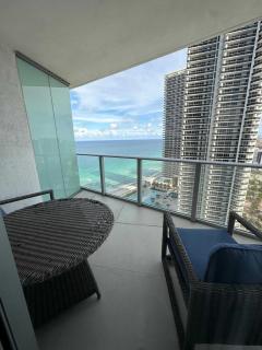 Cosy 1 Bedroom Breathtaking Ocean Views at LYFE Resort - 6