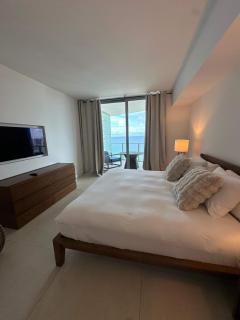 Cosy 1 Bedroom Breathtaking Ocean Views at LYFE Resort - 3