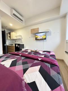 Free Parking At Collins Boulevard Serpong by SM ROOM - - 8