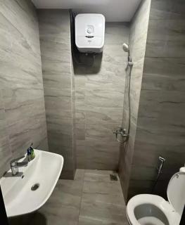 Free Parking At Collins Boulevard Serpong by SM ROOM - - 3