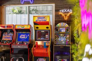 Family Paradise Playhouse includes Pool and Gameroom - Dallas - 5