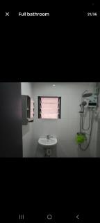 Nadi homestay with a private room - 3