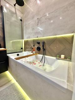 Apartament Viva La France nad Jeziorem Długim - 6