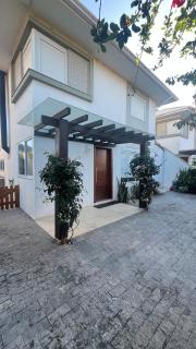 Bougainvillea house - 1