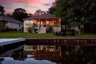 Cozy Lakehouse + Boat Access - Mabank - 0