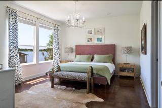 Cozy Lakehouse + Boat Access - 1