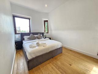 Contemporary 1-Bed Apartment in Southwark by Stayfolk, Great for Couples - Sleeps 2 - 4