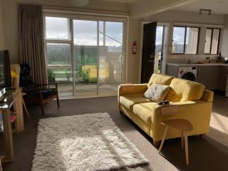 Spacious Studio - Self Contained - Tauranga - 3